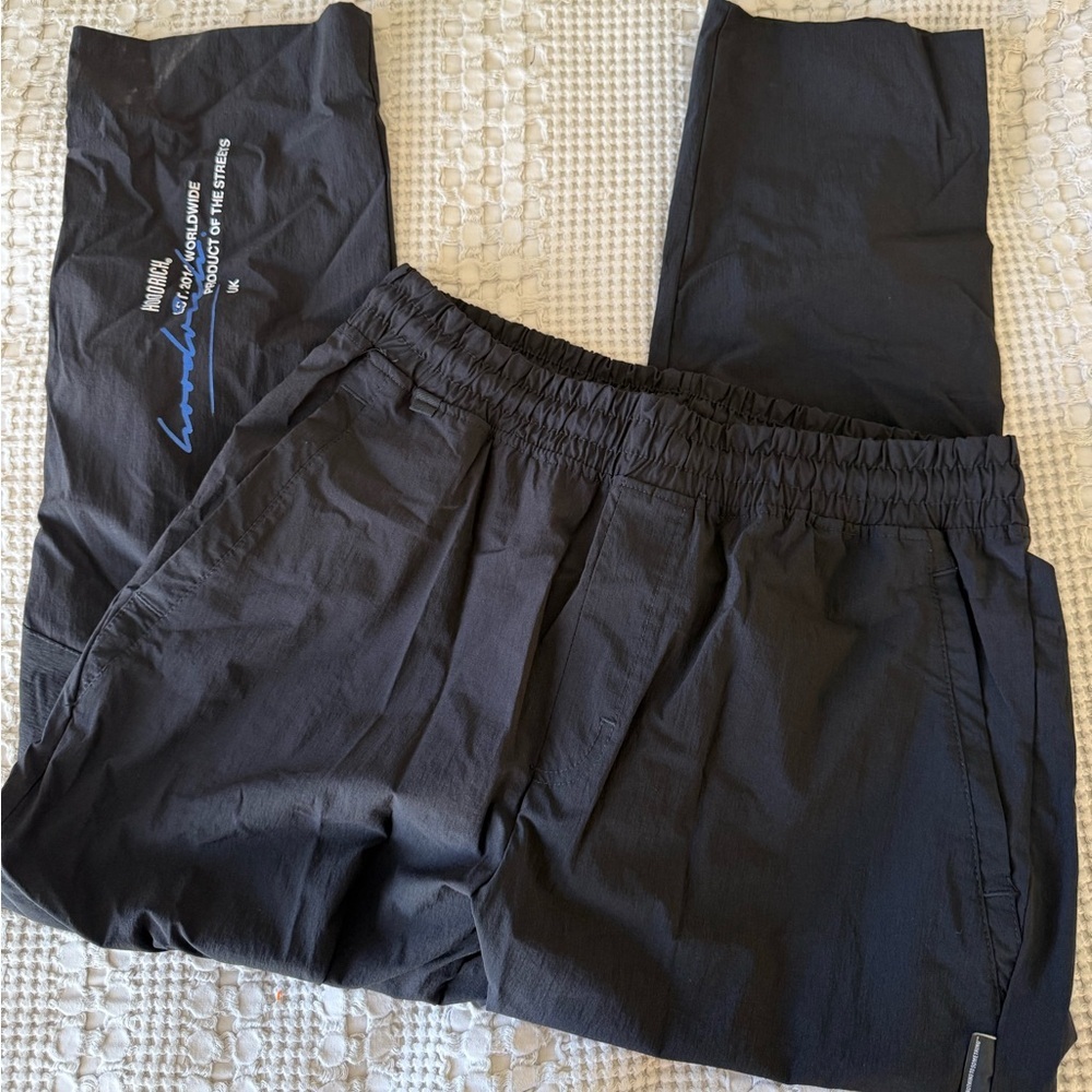 Hoodrich Men's Black Elastic Waist Joggers